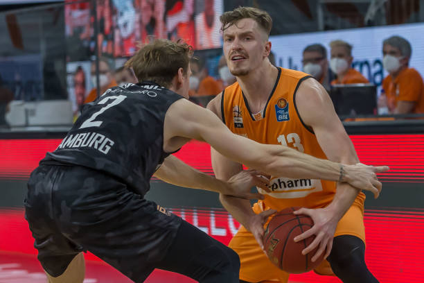 为球队提供 为球队提供