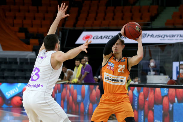 在本场比赛 在本场比赛