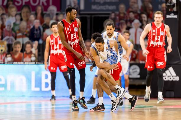 众多名将难 众多名将难